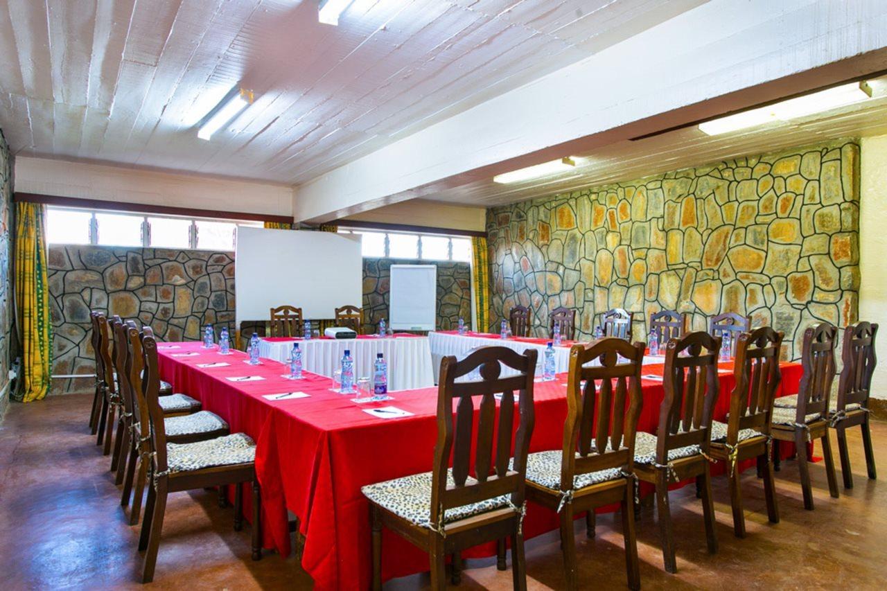 Ngulia Safari Lodge Tsavo Bagian luar foto