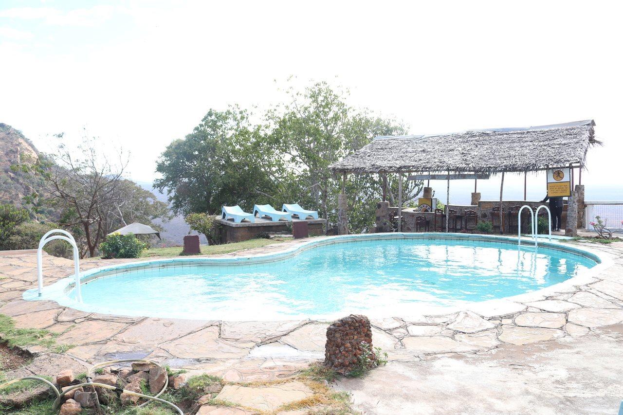 Ngulia Safari Lodge Tsavo Bagian luar foto